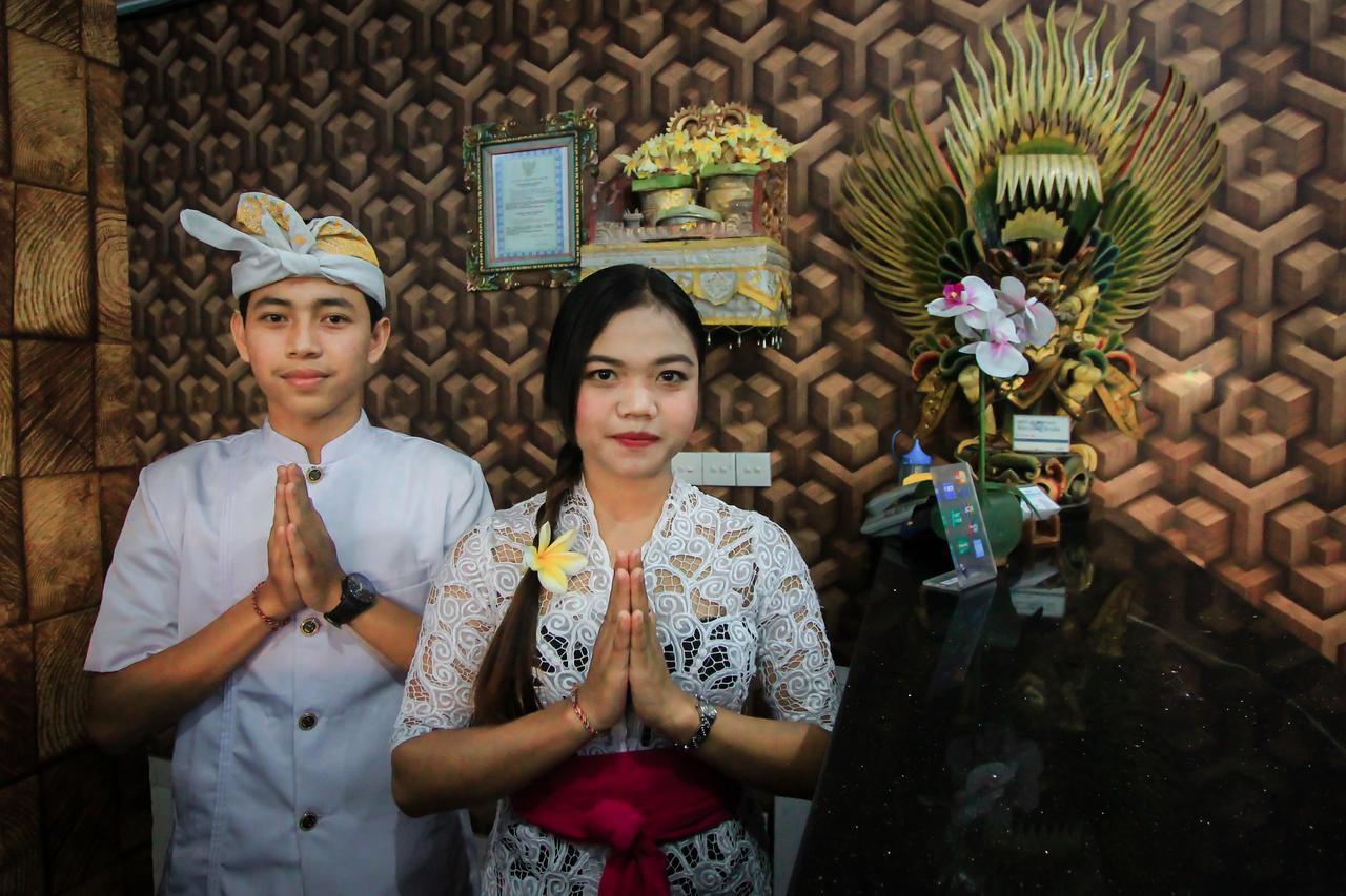 Legian Hotel Lumbung Sari מראה חיצוני תמונה
