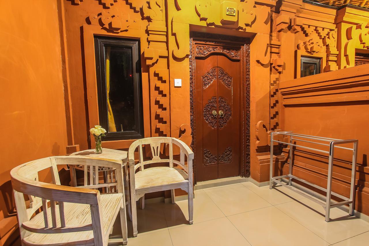 Legian Hotel Lumbung Sari מראה חיצוני תמונה