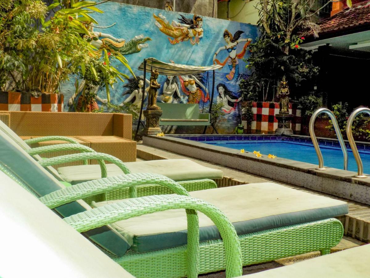 Legian Hotel Lumbung Sari מראה חיצוני תמונה
